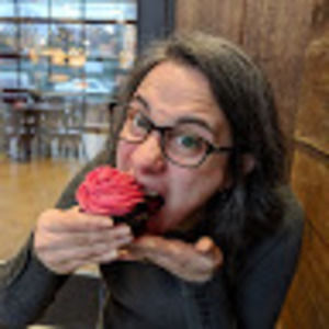 Meet your Posher, Maria